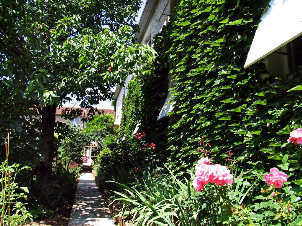 Hôtel La Résidence Villeneuve-sur-Lot Esterno foto