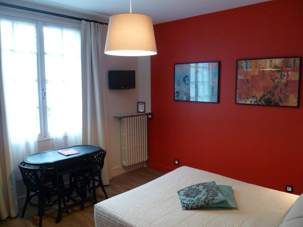 Hôtel La Résidence Villeneuve-sur-Lot Esterno foto