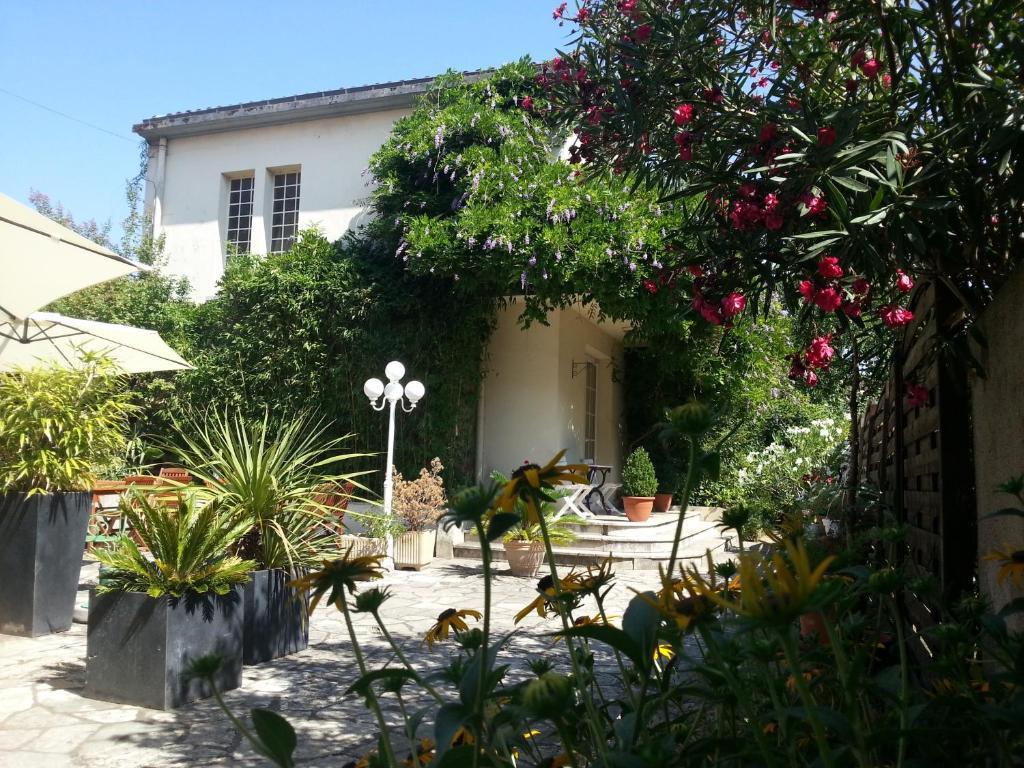 Hôtel La Résidence Villeneuve-sur-Lot Esterno foto