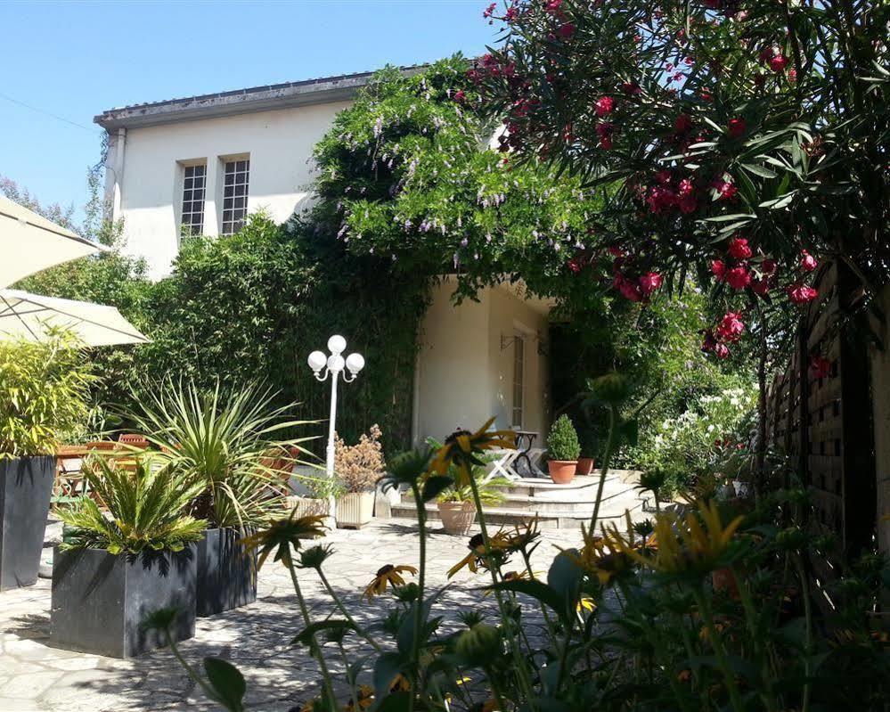Hôtel La Résidence Villeneuve-sur-Lot Esterno foto